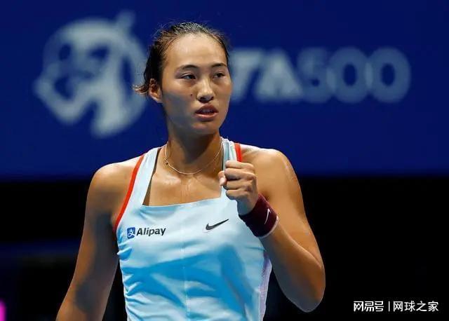 利物浦萨拉赫末段进球险胜曼联