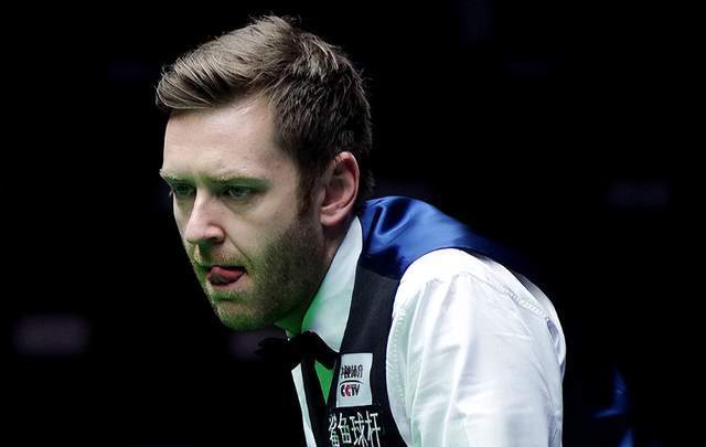 愿无大碍，蒯纪闻谢场时被拍到手臂缠着绷带