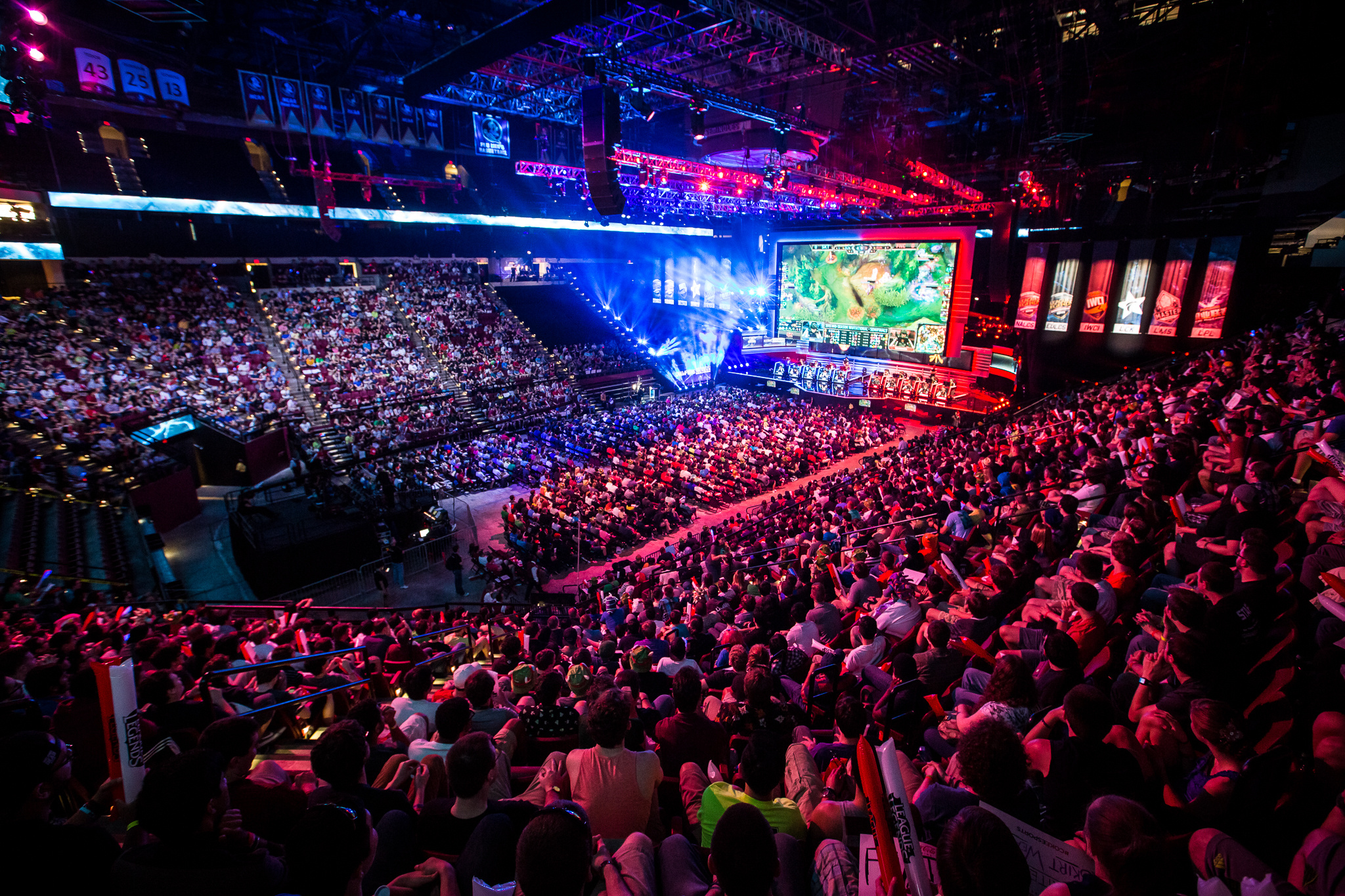 场上证明自 场上证明自